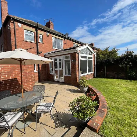 Seaview House, Tynemouth - Luxury Family Holiday Home Exterior photo